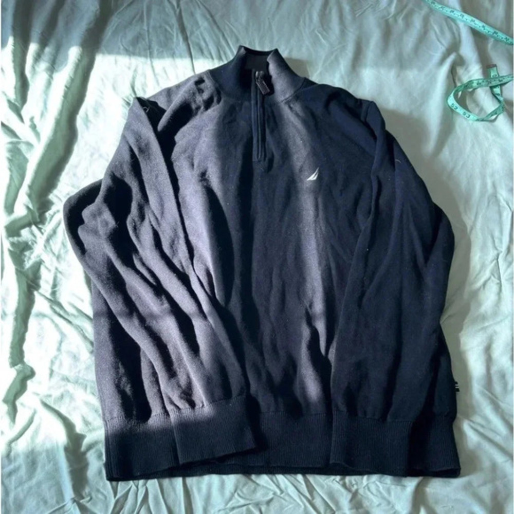 Nautica Brand black Long Sleeve Pull Over Sweater black Color. Large Size.